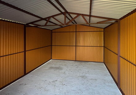 Garáž 3,5 x 5 m sedlová střecha